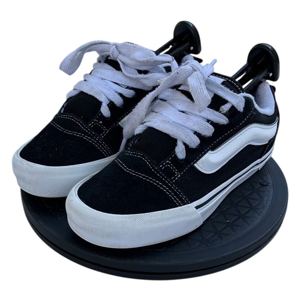 Womens Vans Knu Skool Suede Skateboard Lace-Up Athletic Shoes SZ 6 Black